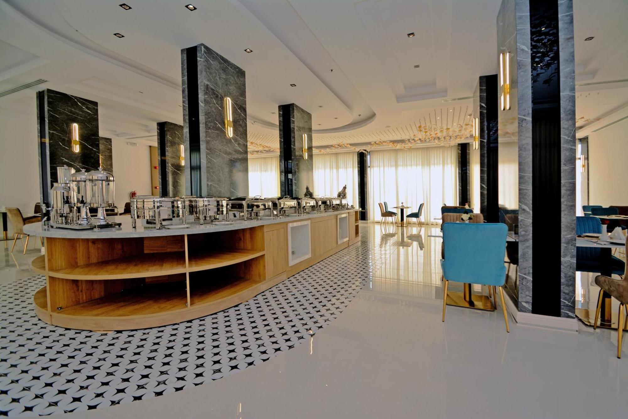 Aw Hotel 4*